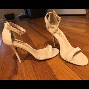 Lulu nude heels